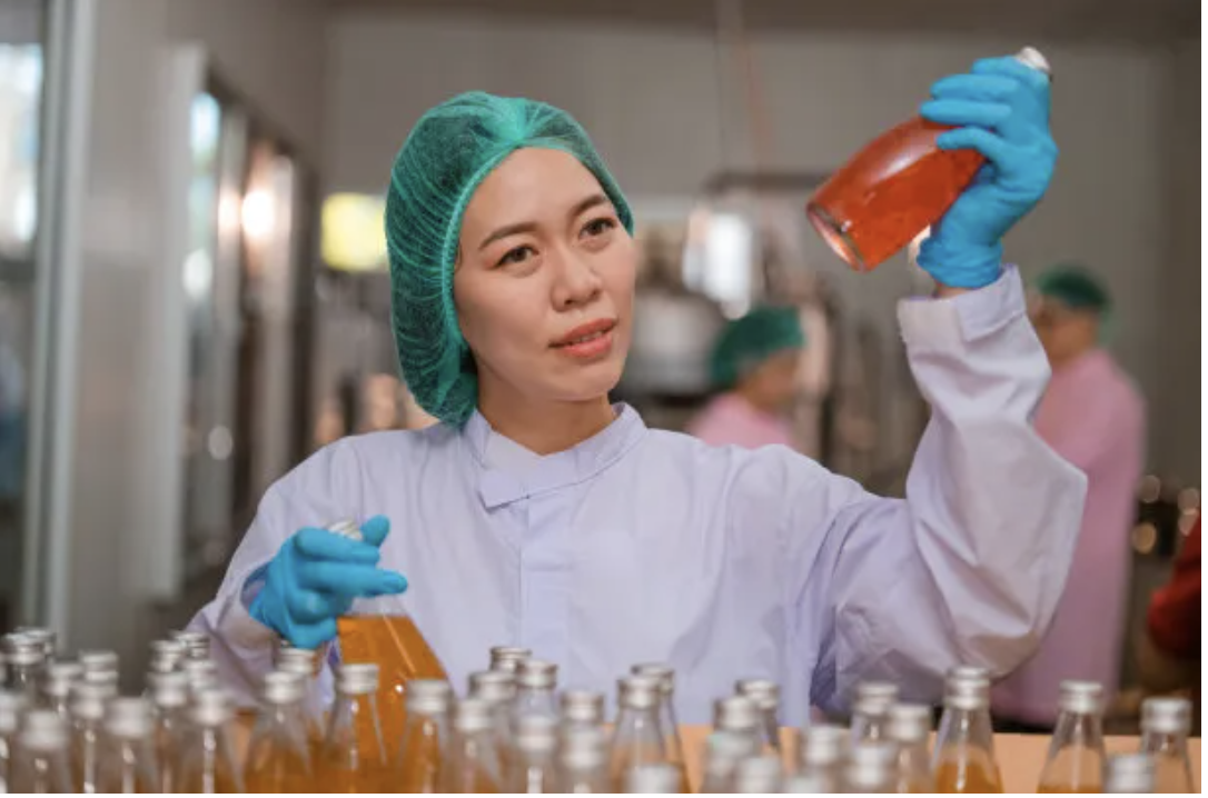 air-filteration-in-bottle-water-factory-2.png